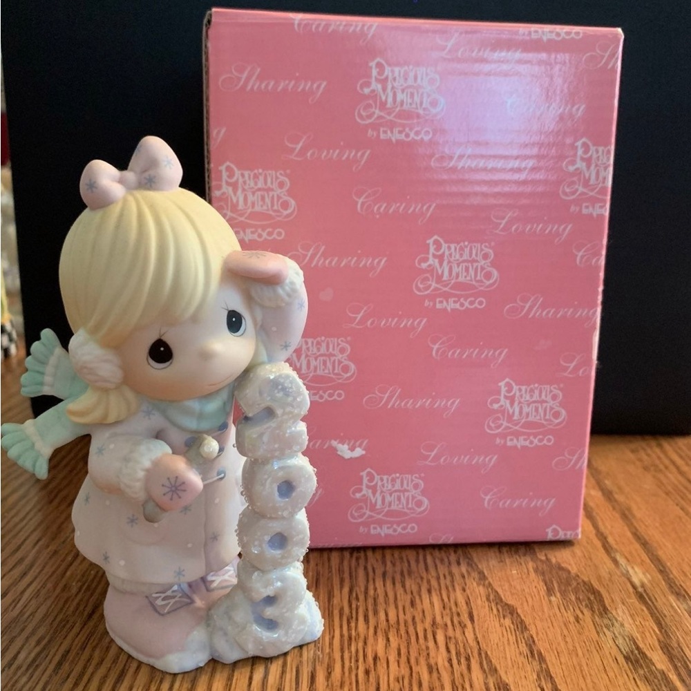Icy Good Times Ahead - Precious Moments